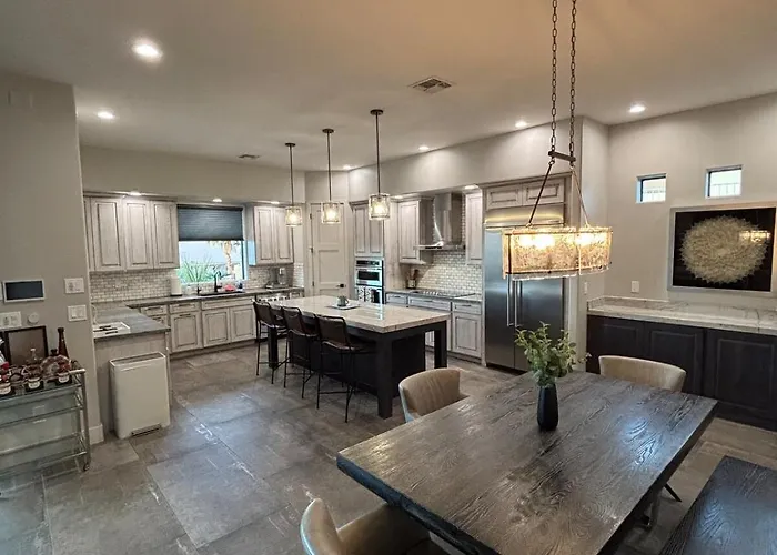 Cypress House Modern Luxury-lake Views-pool-rv Boat Garage Ferienhaus
