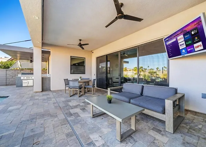 Cypress House Modern Luxury-lake Views-pool-rv Boat Garage Lake Havasu City