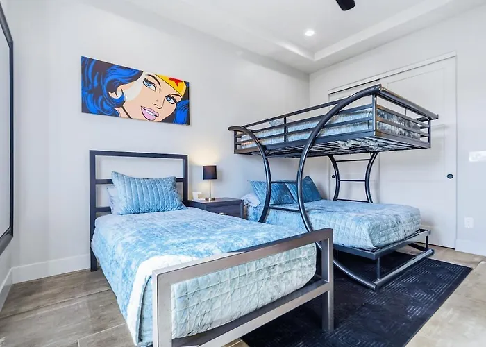 Cypress House Modern Luxury-lake Views-pool-rv Boat Garage Ferienhaus
